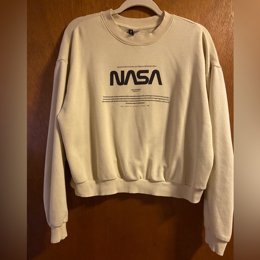 NASA crop sweatshirt